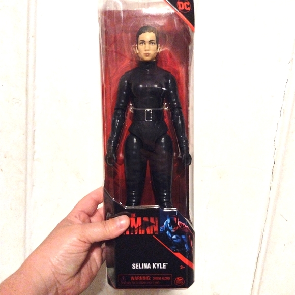 DC CATWOMEN 2022 The Batman Movie 12 inch Action Figure - Selina Kyle - Picture 11 of 11